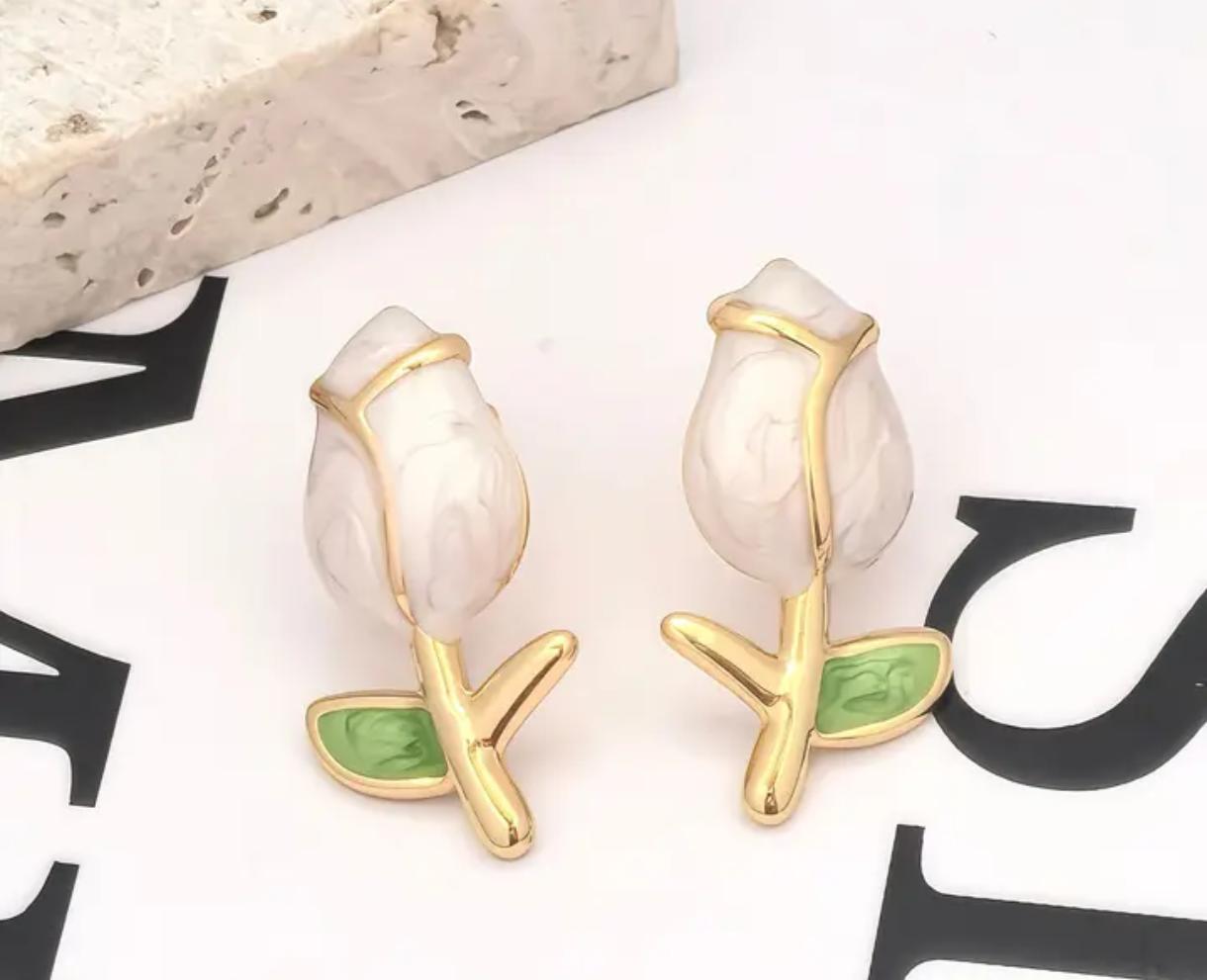 Aros tulipán color blanco en acero quirurgico